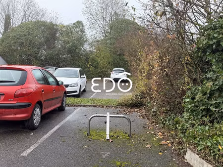 'thomas' place de parking rue des erables  truchtersheim