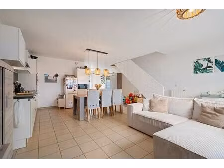 spacieux appartement 3 chambres.