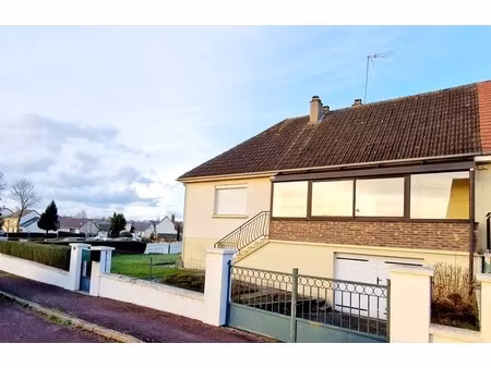 exclusivité!!! maison de village 5 pièces et d'environ 90 m²  3 chambres  sous sol complet