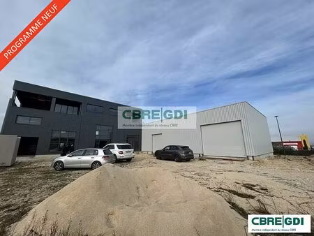 vente local d'activités saint laurent des arbres 810 m²