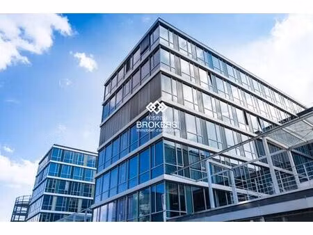 bureau prestigieux de 295 m2 en location - vélizy-villacoublay  île-de-france