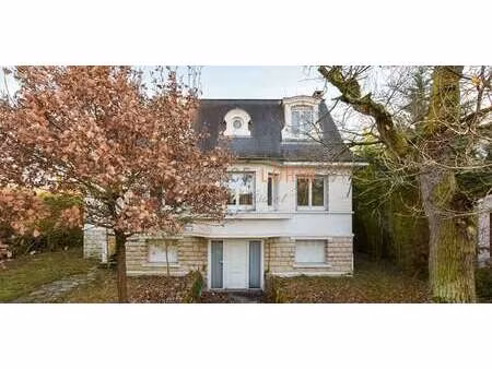 maison avec piscine et jardin le vésinet (78)