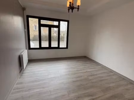 location appartement 2 pièces 34 m² à le bourget (93350)  900 €