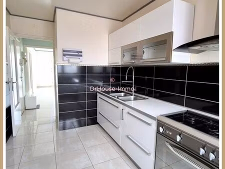 appartement f4 - 3 chambres sur plus de 79m2 avec loggia