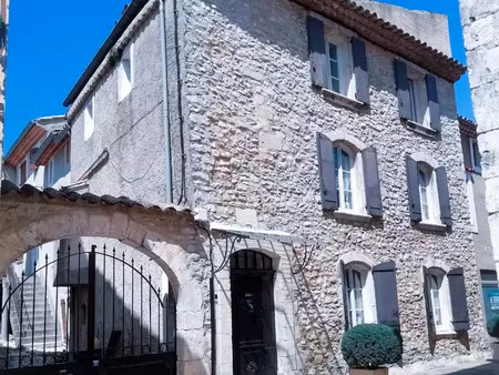 vente maison 5 pièces 130 m² saint-christol (84390)