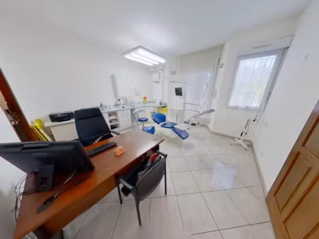 location locaux professionnels 82 m² à carrieres-sur-seine (78420)  4 300 €