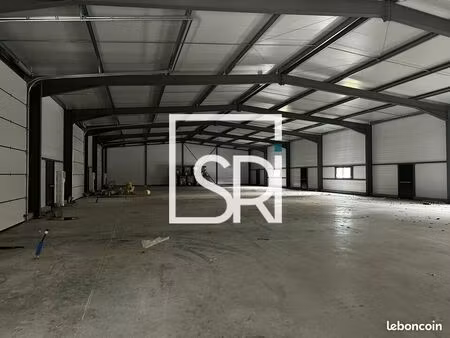 entrepot - logistique 1200 m² cusset