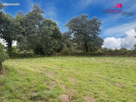 terrain 1043 m² ploudiry