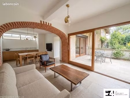maison 7 pièces 177 m²