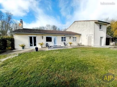 maison 8 pièces 175 m²
