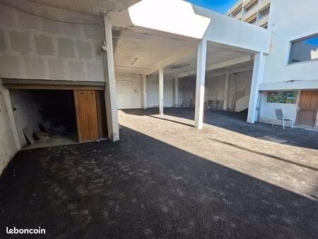 entrepot - logistique 304 m² vence