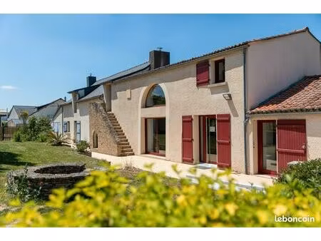 location cabinet libéral