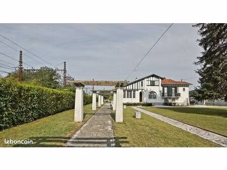 maison basque 179m2 - 6 pièces - puyoo