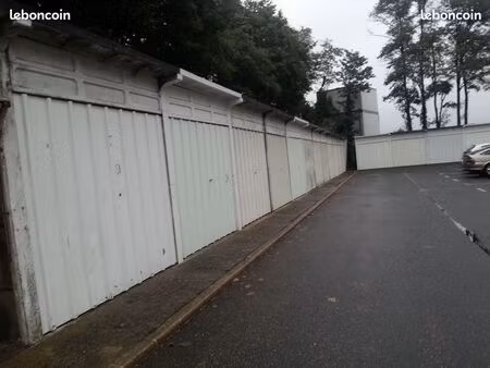 garage - box fermé à louer à rambouillet