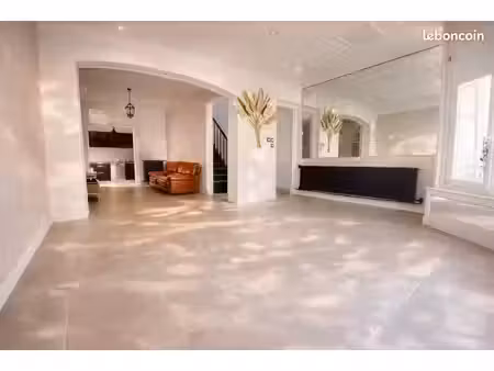 maison 8 pièces 200 m²
