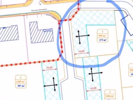 terrain constructible 909m2