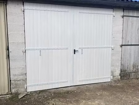 parking/box 14 m² saintes