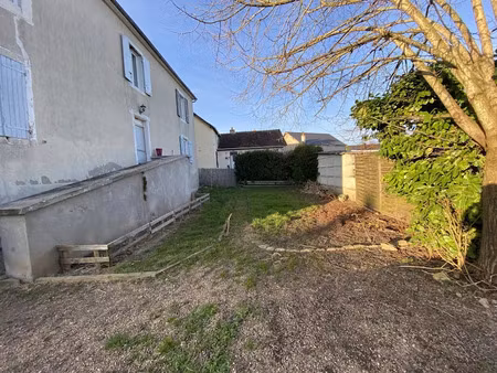 vente maison 6 pièces 85 m² à sougy-sur-loire (58300)  86 000 €