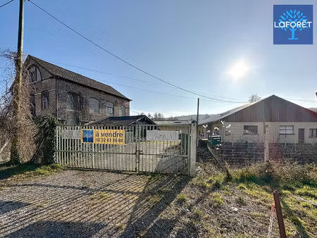 local commercial menneval à vendre