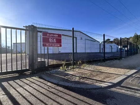 location local commercial