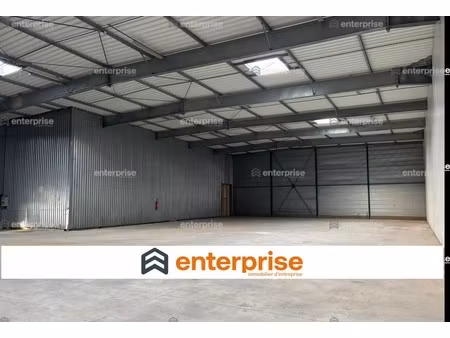 location local commercial