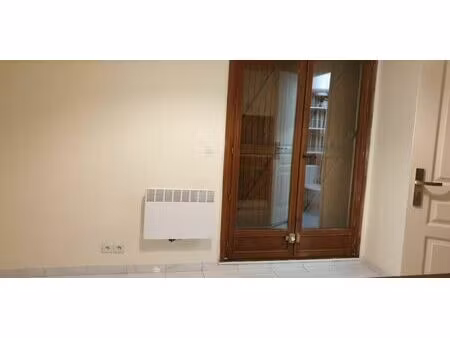 location appartement 1 pièce 15 m² à lognes (77185)