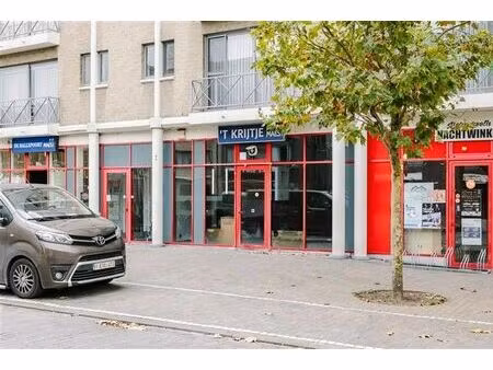 deinze centrum - spacieux immeuble commercial à un emplaceme