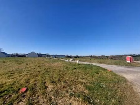 vente terrain à château-gontier (53200) : à vendre / château-gontier