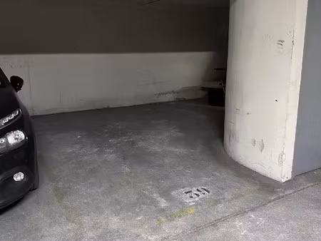 location parking à saint-mande (94160)  110 €