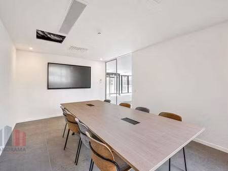 bien professionnel à louer à merelbeke € 5.486 (l47re) - panorama b2b gent kantoren | zimm