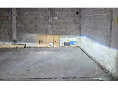 location stationnement  10 m² t- à villeparisis  70 €