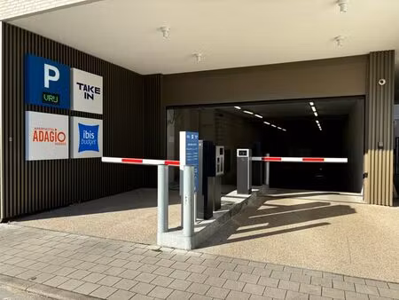 autostaanplaats te kleindokkaai  gent dampoort