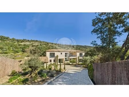 vente maison 5 pièces 250 m² le plan-de-la-tour (83120)