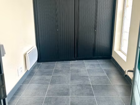 local profesionnel centre ville de niort