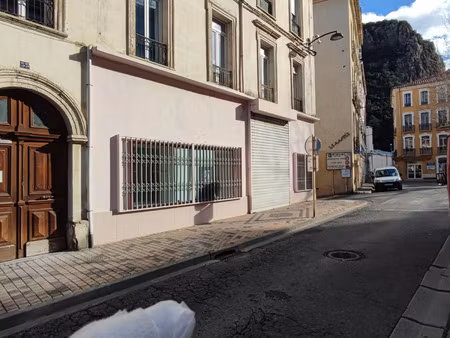 local professionnel à louer amelie les bains palalda 9 pièce(s) 156m2 1 000€/mois ht/hc