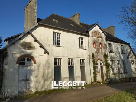 maison 15 pièce(s)  loc-eguiner-saint-thégonnec