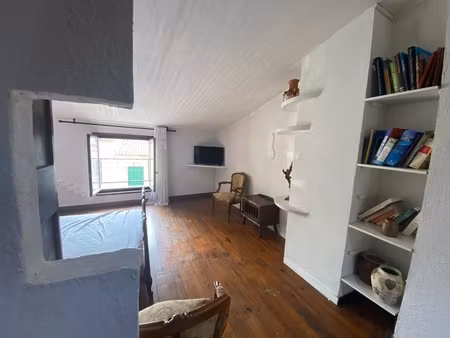 maison à vendre 4 pièces malves en minervois (11) 90m2 environ avec cour de 20m2