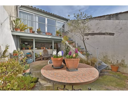 maison de village d'env. 119 44m2 avec terrasse  garage et c