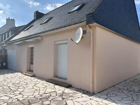 a deux pas des plages!