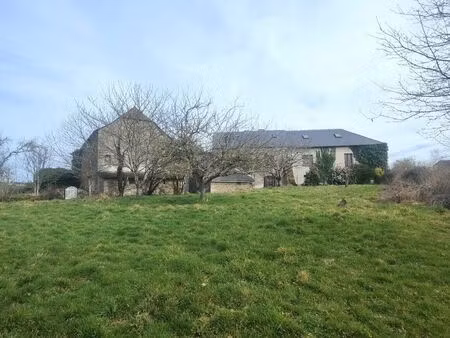 vente maison 6 pièces 140 m² sauveterre-de-rouergue (12800)