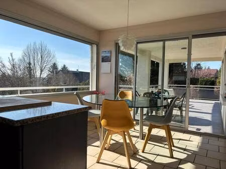 belle maison de 256 m² à sauverny !