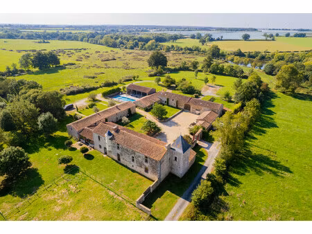 maison à vendre à coulonges-thouarsais (79330) - deux-sèvres