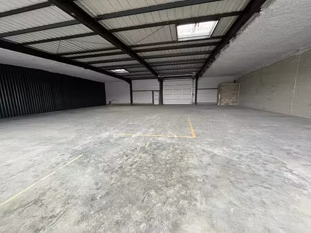 local commercial excellente visibilité  parfait état