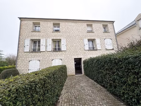 vemars  appartement de 2 pièces de 42 m2 habitable avec park