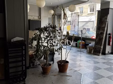 immeuble 12 pièces - 285 m²