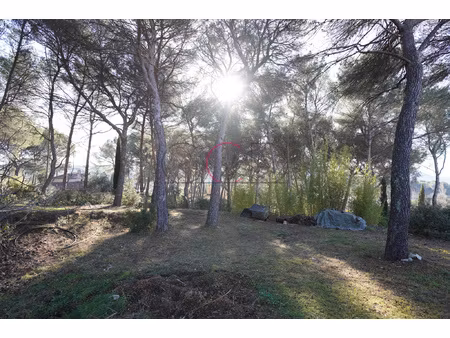 grand terrain 1814m2 à ventabren - maison jusqu'à 300m2