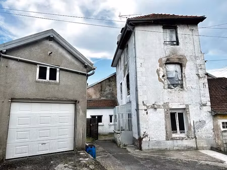 vente maison 5 pièces 105 m² à luxeuil-les-bains (70300)  29 000 €