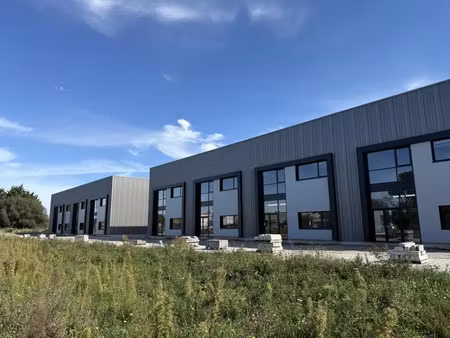locaux d'activité en vefa à partir de 216 m²  dans un village d'entreprises sur thouaré su