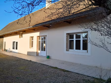 à louer maison t6 de 115 10 m2 à épervans