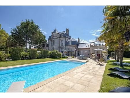 château à vendre à la la ferrière-sur-risle